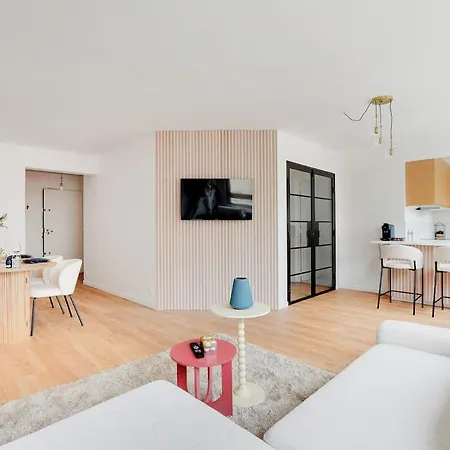 Apartament Eiffel Tower - Passy, Paryż